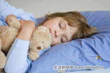 几岁的孩子几点睡最好？